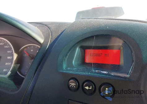 2007 Pontiac Grand Prix z USA, uszkodzony, nr VIN 2G2WP552471233072